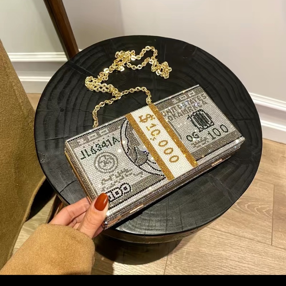 Doller bundle clutch